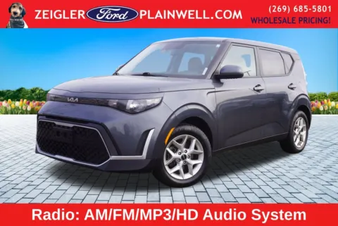 Gray 2024 Kia Soul LX for sale in Plainwell, MI