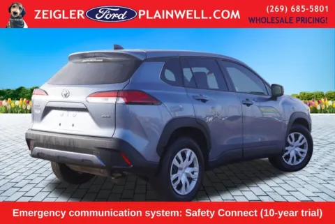 More photos of 2024 Toyota Corolla Cross L at Zeigler Ford of Plainwell, MI