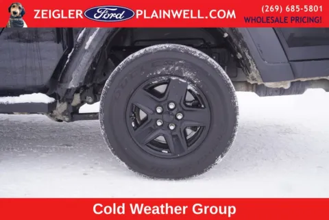 More photos of 2021 Jeep Gladiator Sport at Zeigler Ford of Plainwell, MI