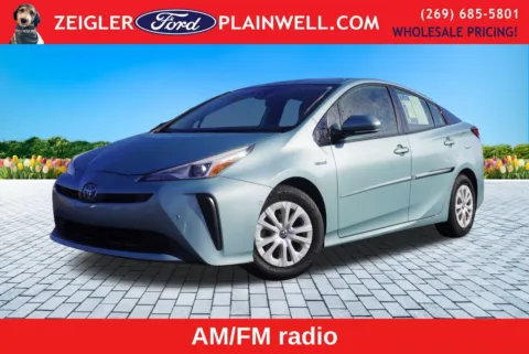 Red 2019 Toyota Prius L for sale in Plainwell, MI