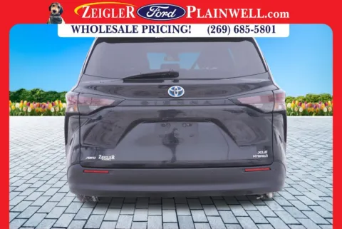 More photos of 2023 Toyota Sienna XLE at Zeigler Ford of Plainwell, MI