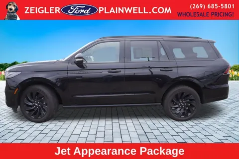 Another view of 2025 Lincoln Navigator Reserve for sale in Plainwell, MI at Zeigler Ford of Plainwell