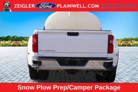 More photos of 2022 Chevrolet Silverado 3500HD Work Truck at Zeigler Ford of Plainwell, MI