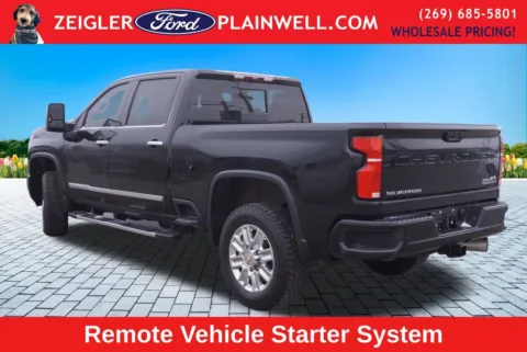 More photos of 2024 Chevrolet Silverado 2500HD High Country at Zeigler Ford of Plainwell, MI
