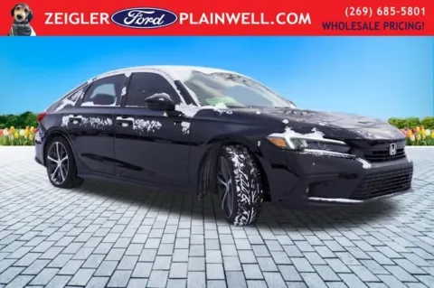 More photos of 2022 Honda Civic Touring at Zeigler Ford of Plainwell, MI