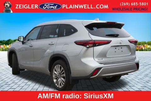 Another view of 2025 Toyota Highlander Hybrid Platinum for sale in Plainwell, MI at Zeigler Ford of Plainwell