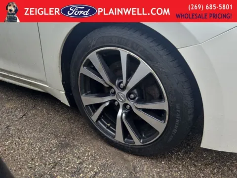 More photos of 2016 Nissan Maxima Platinum at Zeigler Ford of Plainwell, MI