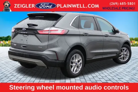 More photos of 2022 Ford Edge SEL at Zeigler Ford of Plainwell, MI