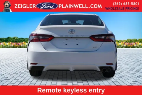 More photos of 2024 Toyota Camry SE at Zeigler Ford of Plainwell, MI