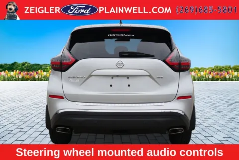 More photos of 2022 Nissan Murano S at Zeigler Ford of Plainwell, MI