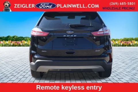More photos of 2023 Ford Edge SEL at Zeigler Ford of Plainwell, MI
