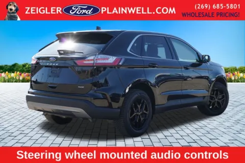 More photos of 2023 Ford Edge SEL at Zeigler Ford of Plainwell, MI