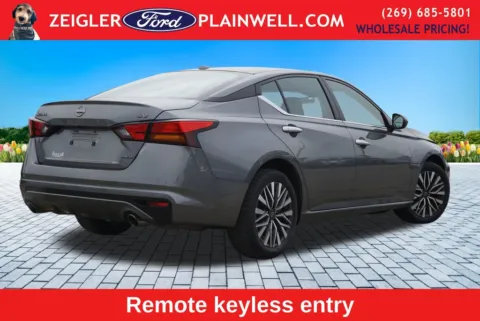 More photos of 2023 Nissan Altima 2.5 SV at Zeigler Ford of Plainwell, MI
