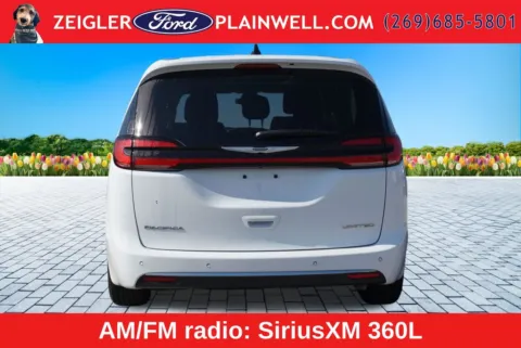 More photos of 2024 Chrysler Pacifica Limited at Zeigler Ford of Plainwell, MI