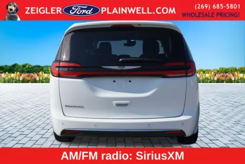 More photos of 2024 Chrysler Pacifica Touring L at Zeigler Ford of Plainwell, MI