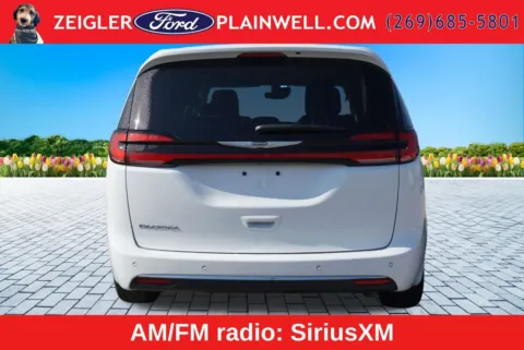More photos of 2024 Chrysler Pacifica Touring L at Zeigler Ford of Plainwell, MI