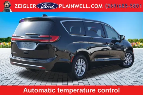 More photos of 2024 Chrysler Pacifica Touring L at Zeigler Ford of Plainwell, MI