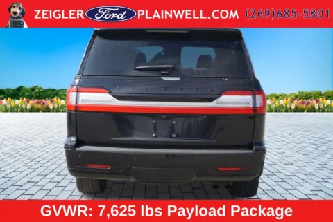 More photos of 2019 Lincoln Navigator Reserve at Zeigler Ford of Plainwell, MI