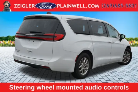 More photos of 2024 Chrysler Pacifica Touring L at Zeigler Ford of Plainwell, MI