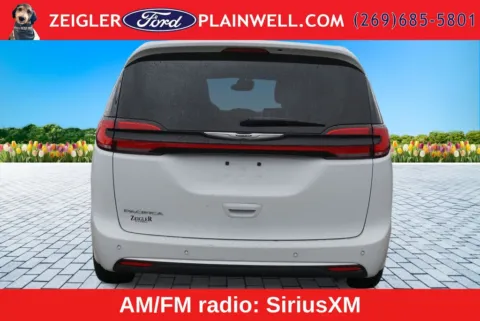 More photos of 2024 Chrysler Pacifica Touring L at Zeigler Ford of Plainwell, MI