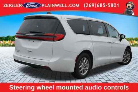 More photos of 2024 Chrysler Pacifica Touring L at Zeigler Ford of Plainwell, MI
