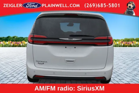 More photos of 2024 Chrysler Pacifica Touring L at Zeigler Ford of Plainwell, MI