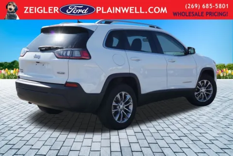 More photos of 2021 Jeep Cherokee Latitude Plus at Zeigler Ford of Plainwell, MI