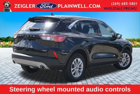 More photos of 2022 Ford Escape SE at Zeigler Ford of Plainwell, MI