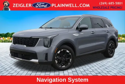 Silver 2024 Kia Sorento S for sale in Plainwell, MI