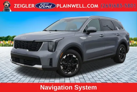 Silver 2024 Kia Sorento S for sale in Plainwell, MI