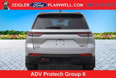 More photos of 2022 Jeep Grand Cherokee Trailhawk at Zeigler Ford of Plainwell, MI