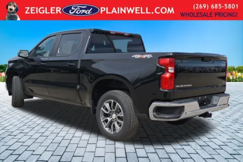 Another view of 2024 Chevrolet Silverado 1500 LT for sale in Plainwell, MI at Zeigler Ford of Plainwell