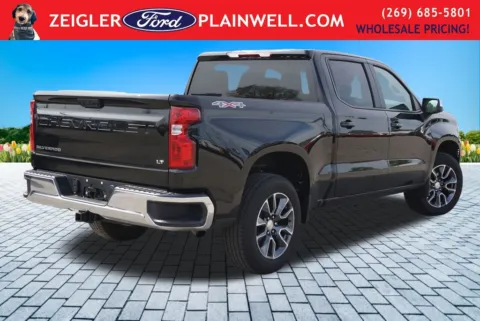 More photos of 2024 Chevrolet Silverado 1500 LT at Zeigler Ford of Plainwell, MI