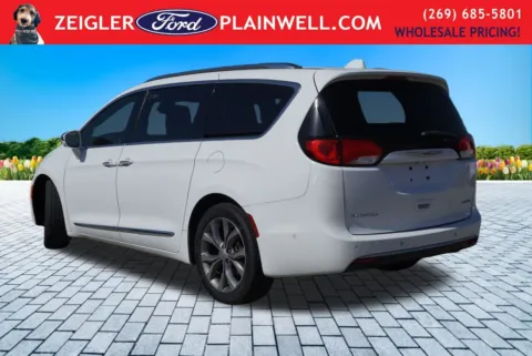 Another view of 2019 Chrysler Pacifica Limited for sale in Plainwell, MI at Zeigler Ford of Plainwell