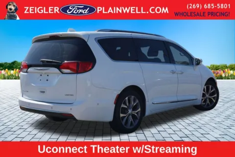 More photos of 2019 Chrysler Pacifica Limited at Zeigler Ford of Plainwell, MI