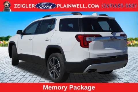 Another view of 2023 GMC Acadia SLT for sale in Plainwell, MI at Zeigler Ford of Plainwell