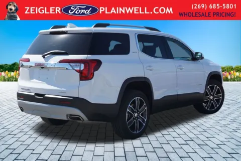 More photos of 2023 GMC Acadia SLT at Zeigler Ford of Plainwell, MI