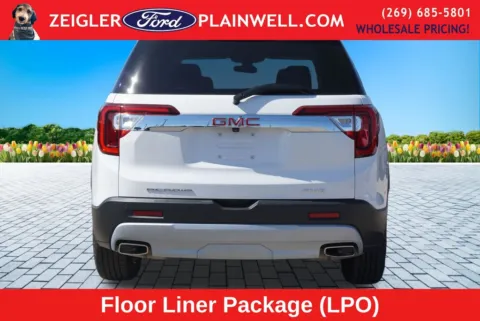 More photos of 2023 GMC Acadia SLT at Zeigler Ford of Plainwell, MI
