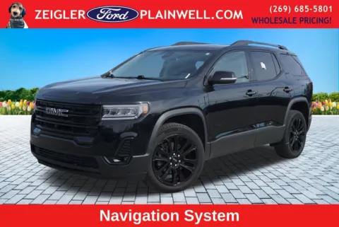 Black 2023 GMC Acadia SLT for sale in Plainwell, MI