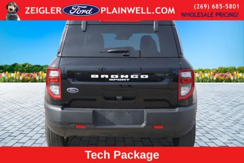 More photos of 2023 Ford Bronco Sport Outer Banks at Zeigler Ford of Plainwell, MI