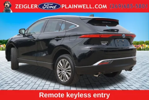 Another view of 2022 Toyota Venza XLE for sale in Plainwell, MI at Zeigler Ford of Plainwell