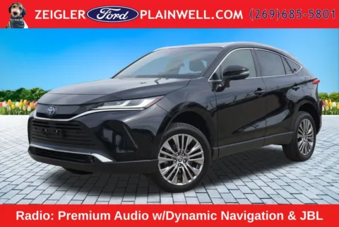 Black 2022 Toyota Venza XLE for sale in Plainwell, MI