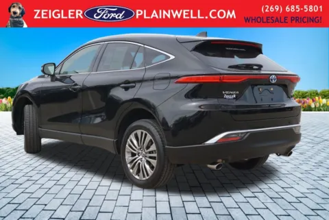 Another view of 2022 Toyota Venza XLE for sale in Plainwell, MI at Zeigler Ford of Plainwell