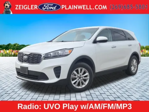 White 2019 Kia Sorento LX for sale in Plainwell, MI