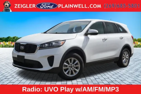 White 2019 Kia Sorento LX for sale in Plainwell, MI