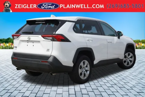 More photos of 2022 Toyota RAV4 LE at Zeigler Ford of Plainwell, MI