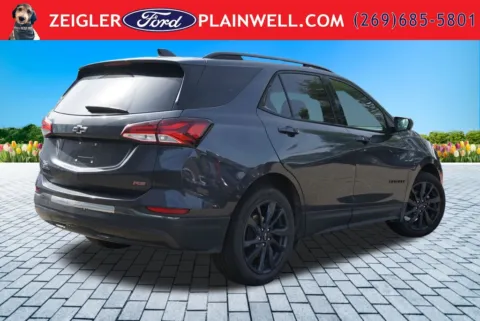 More photos of 2022 Chevrolet Equinox RS at Zeigler Ford of Plainwell, MI