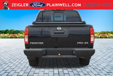 More photos of 2018 Nissan Frontier PRO-4X at Zeigler Ford of Plainwell, MI