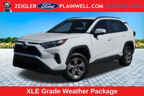 White 2023 Toyota RAV4 Hybrid XLE for sale in Plainwell, MI