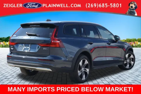 More photos of 2024 Volvo V60 Cross Country B5 Plus at Zeigler Ford of Plainwell, MI